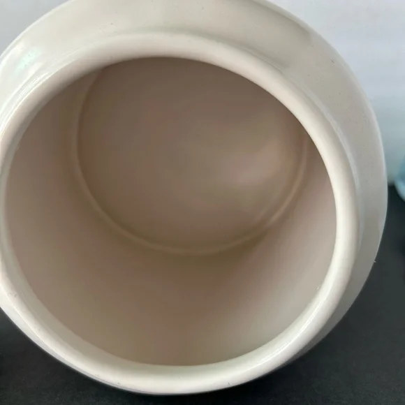 Rae Dunn Jelly Bean/Cookie Chubby Canister - Picture 5 of 6